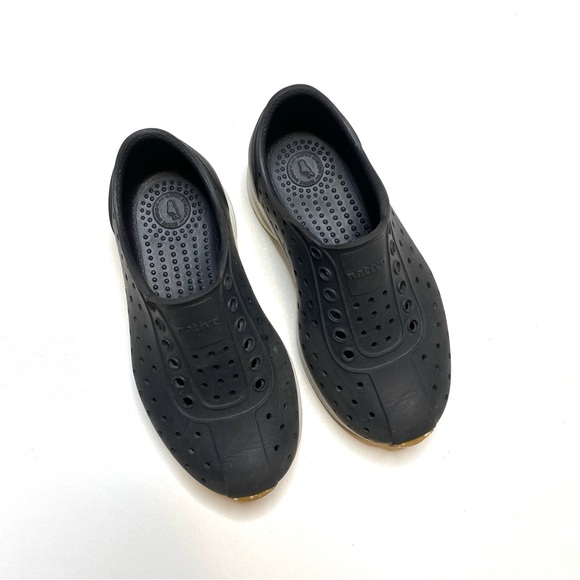 Native Robbie Sugarlite Slip On Sneakers Shoe Jiffy Black / Shell White Size C10 - Picture 3 of 10
